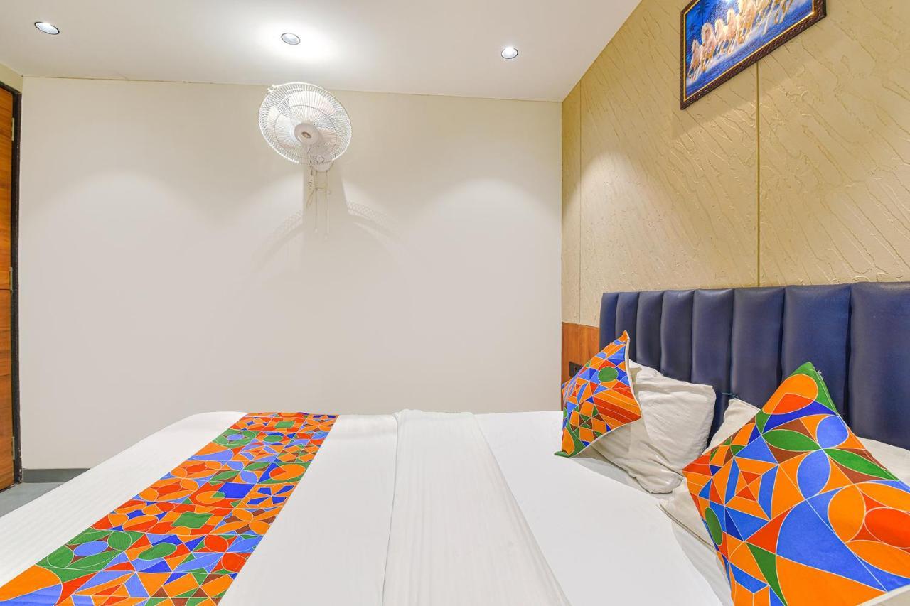 Fabhotel Udhna Inn, Near Udhna Junction Surate Extérieur photo