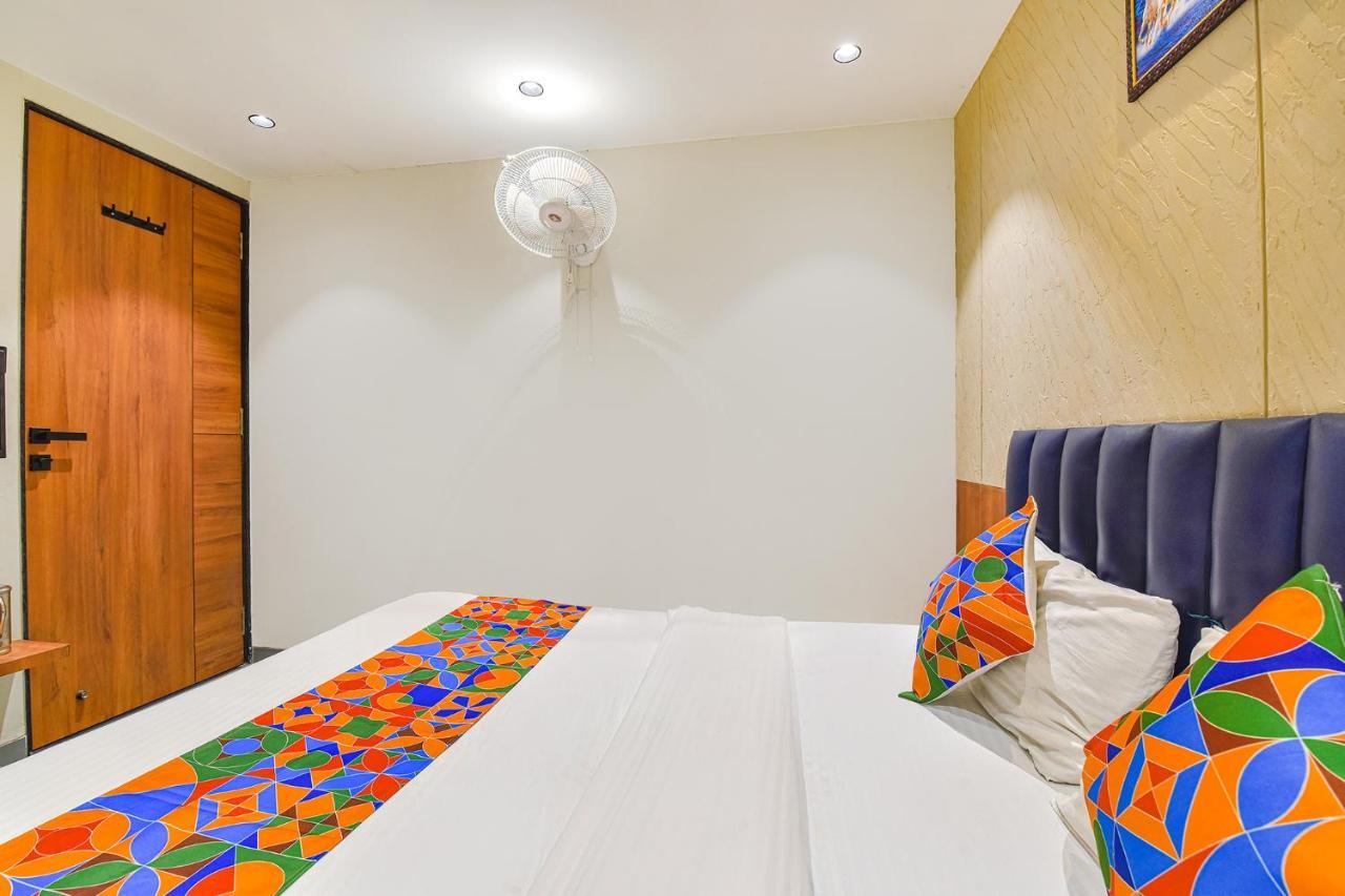 Fabhotel Udhna Inn, Near Udhna Junction Surate Extérieur photo