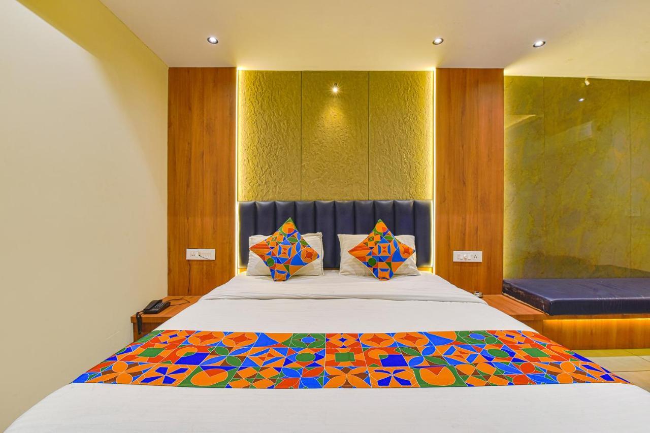 Fabhotel Udhna Inn, Near Udhna Junction Surate Extérieur photo