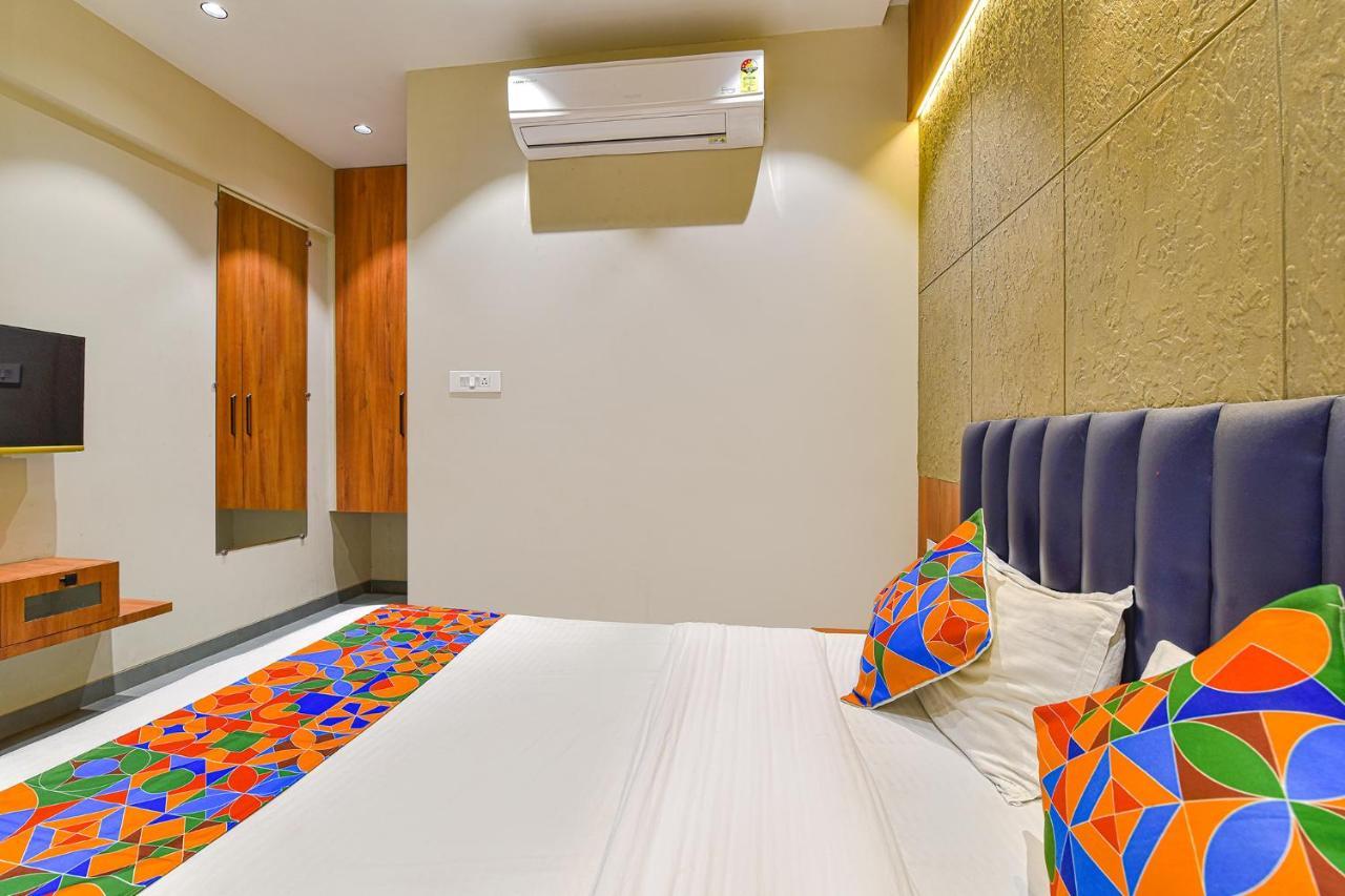 Fabhotel Udhna Inn, Near Udhna Junction Surate Extérieur photo
