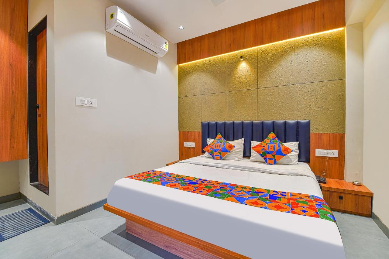 Fabhotel Udhna Inn, Near Udhna Junction Surate Extérieur photo